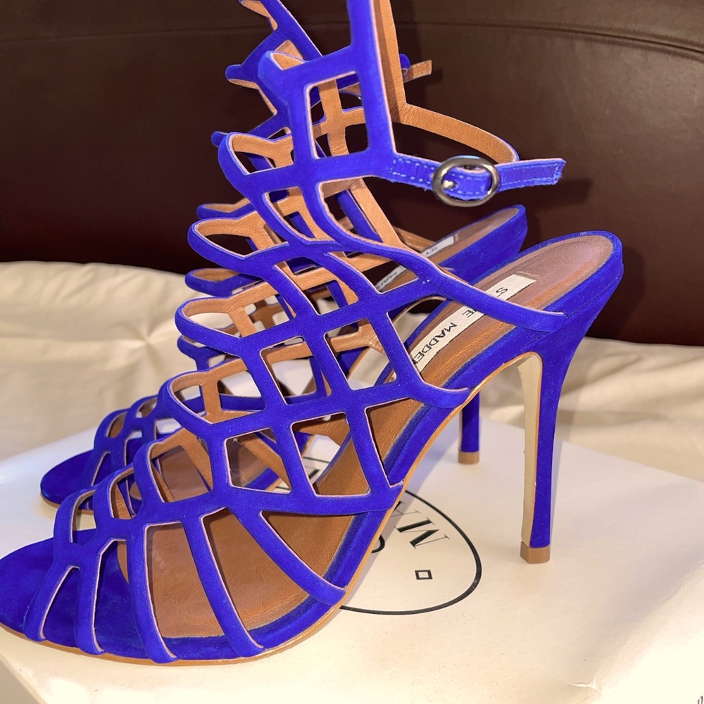SOLD.  EUC Cobalt Blue Suede Stiletto Steve Madden Heels